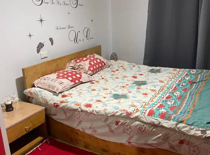 Hotel Apartment *